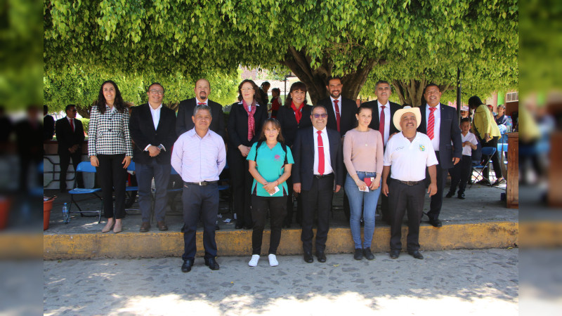 Realizan acto solemne por la fundación de la tenencia El Caracol, en Ciudad Hidalgo