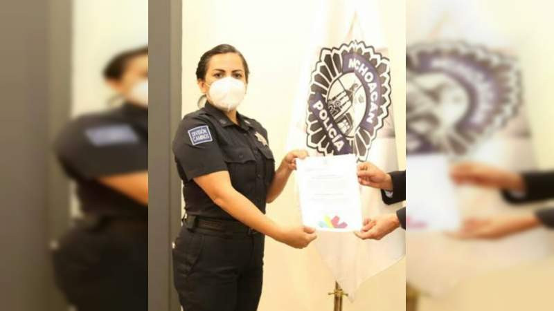 Dejan cabeza humana con amenaza a Lourdes Espín Alarcón, jefa de Policía en Isla Mujeres: En Michoacán, acusada de robar sueldos y recibir “moches” 