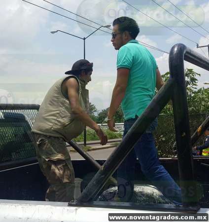 Detienen a dos sujetos en posesión de un arma de fuego en Zamora, Michoacán 
