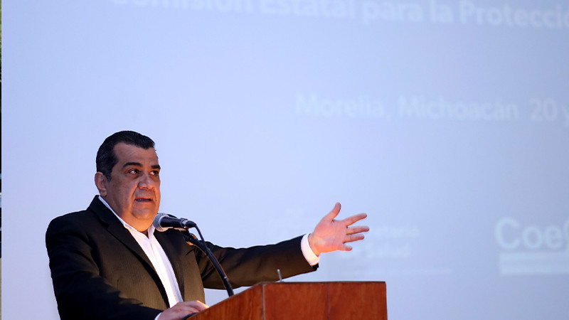 Capacita Salud Michoacán a médicos en detección oportuna de efectos adversos a fármacos y vacunas