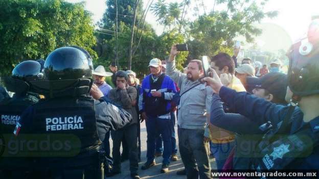 Libera PF bloqueo a las vías del tren en Uruapan, Michoacán  - Foto 0 