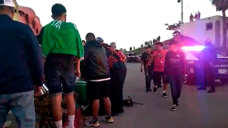 Anuncian castigos tras actos de violencia en partido Xolos-León 