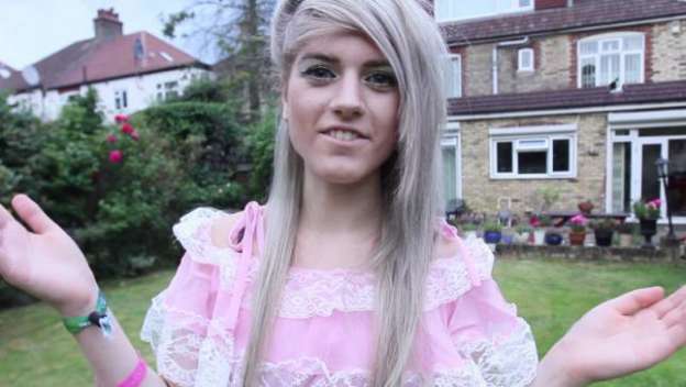 #SaveMarinaJoyce,  youtuber británica supuestamente secuestrada  