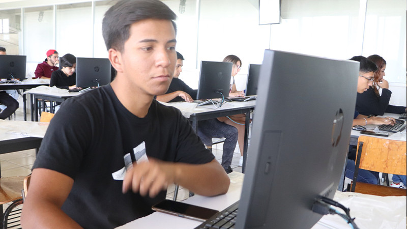 Lanza UTM diplomado en Diseño de proyectos tecnológicos para gestión de fondos