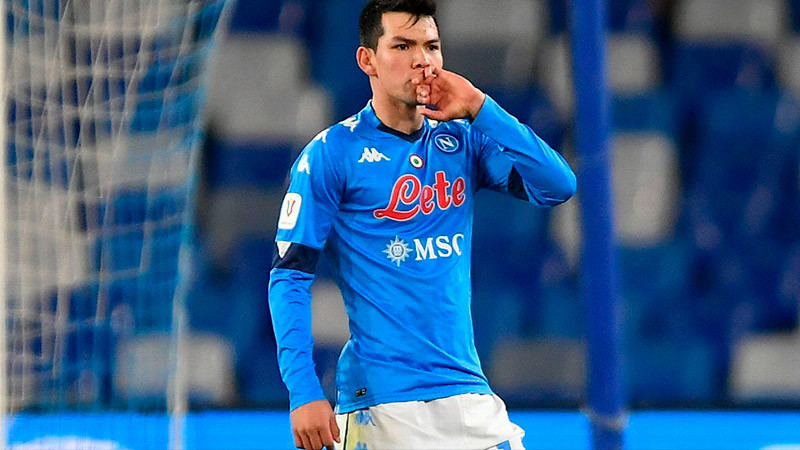 Seguidores del Napoli reciben al mexicano Hirving Lozano con cantos tras victoria ante Juventus 