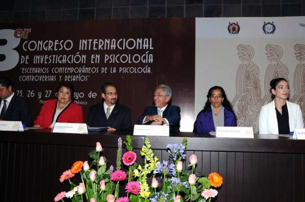 Contacto permanente con la sociedad, característica fundamental de los programas académicos de la UMSNH: SJG - Foto 1 