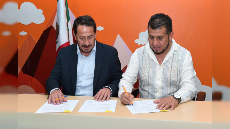 Se suma Paracho a la implementación de la mejora regulatoria: Sedeco