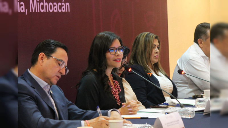 En Michoacán unen esfuerzos para combatir violencia contra las mujeres
