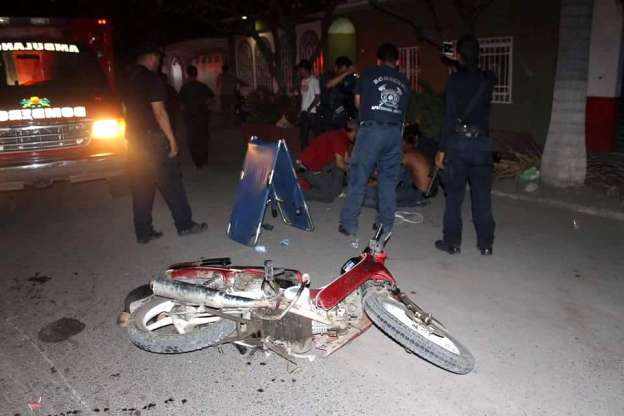 Dos menores heridos tras ser impactados por vehículo en Apatzingán, Michoacán - Foto 1 