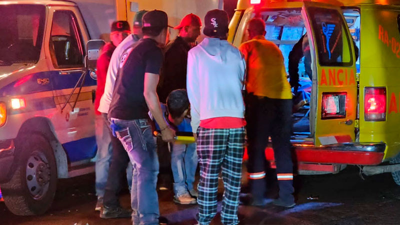 Aparatoso choque en Zamora, Michoacán, deja tres lesionados