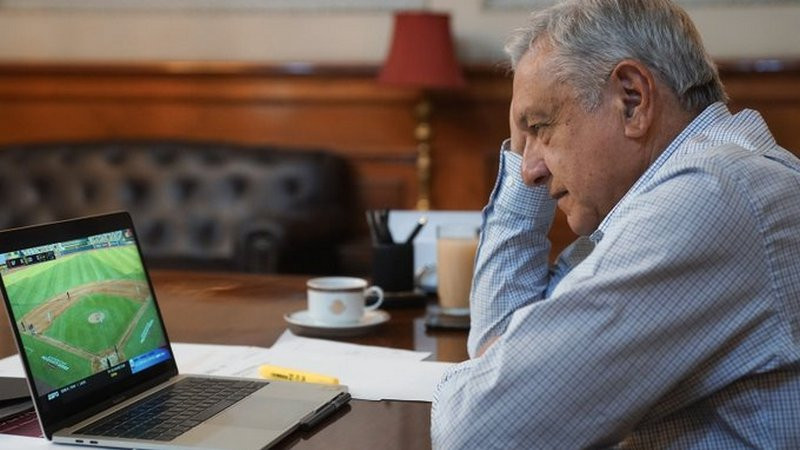 AMLO destaca gran espectáculo en el Giants-Padres de la MLB disputado en México 