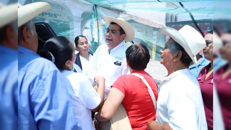 Secretaria de Salud estatal y Segob llevan atención médica a Huetamo con Salud en tu Familia