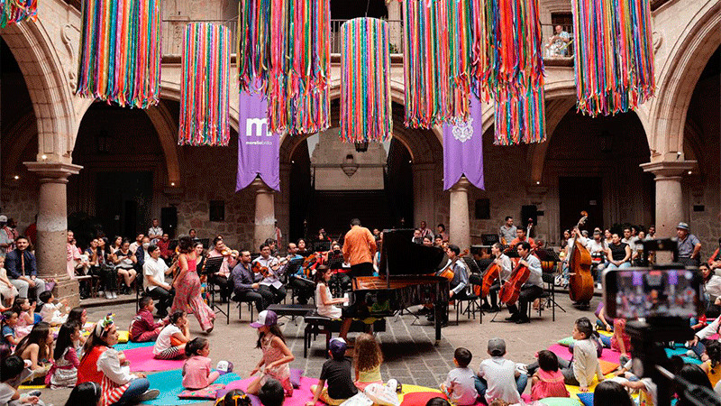 Música, color y mucha diversión, en espectacular concierto de "Cirkua"