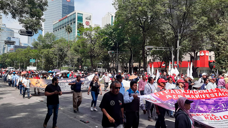 CNTE sección XVIII se manifiesta en la capital del país, demandan cumplimiento de demandas