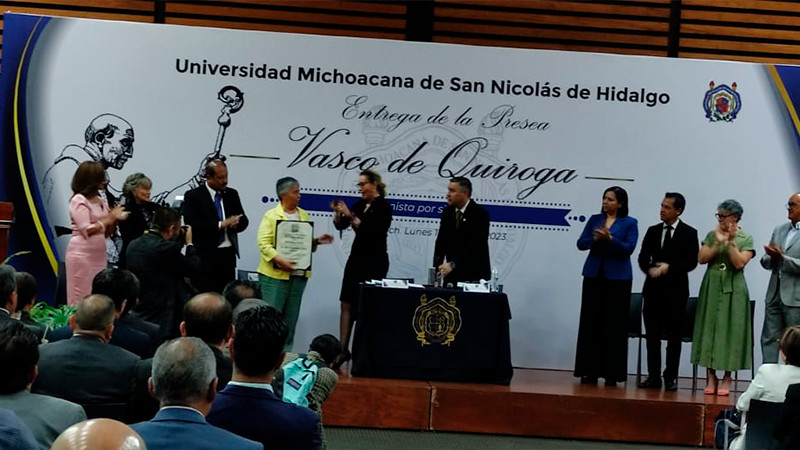 Otorgan Presea Vasco de Quiroga a destacados nicolaitas 