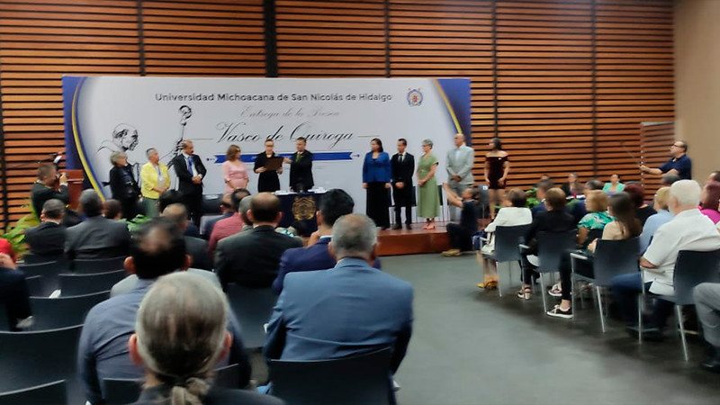 Otorgan Presea Vasco de Quiroga a destacados nicolaitas 