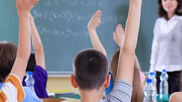 Economía afecta a la educación 