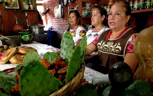 Habrá muestra de comida  tradicional de las 7 regiones de Michoacán en plaza comercial de Morelia  - Foto 0 
