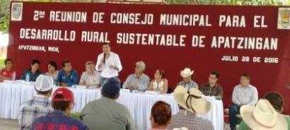 El presidente municipal Cesar Chávez Garibay reafirma su compromiso con el campo y los campesinos de Apatzingán 
