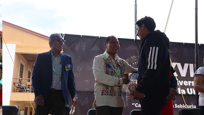 Impulsa Universidad Intercultural educación inclusiva para estudiantes con discapacidad