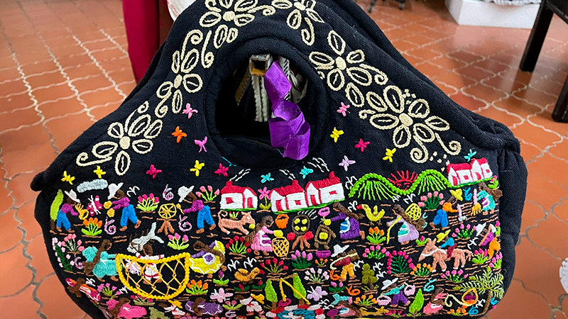 Ofrece IAM descuentos hasta del 15% en tiendas de artesanías para festejar a mamá