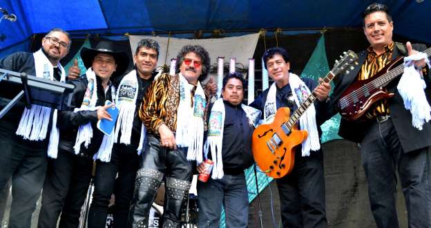 Fiesta jaripeyera y música de Felinos en Nurío - Foto 0 