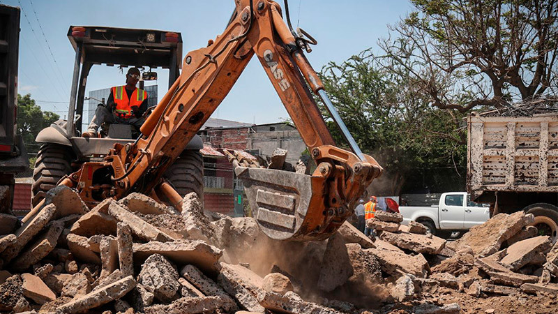 Destina Gobierno de Michoacán 12.8 mdp para reconstruir escuela en Zamora 