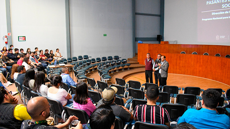 Capacita Salud Michoacán en prevención del suicidio a pasantes de la UMSNH