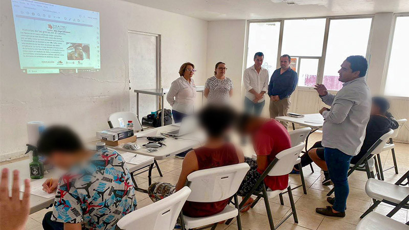 Inicia Icatmi curso de barbería para jóvenes del DIF Michoacán 