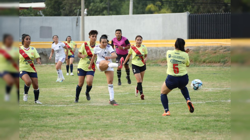 Fortalece Fiscalía General, actitud de servicio a través de la sana convivencia y el deporte: Adrián López Solís