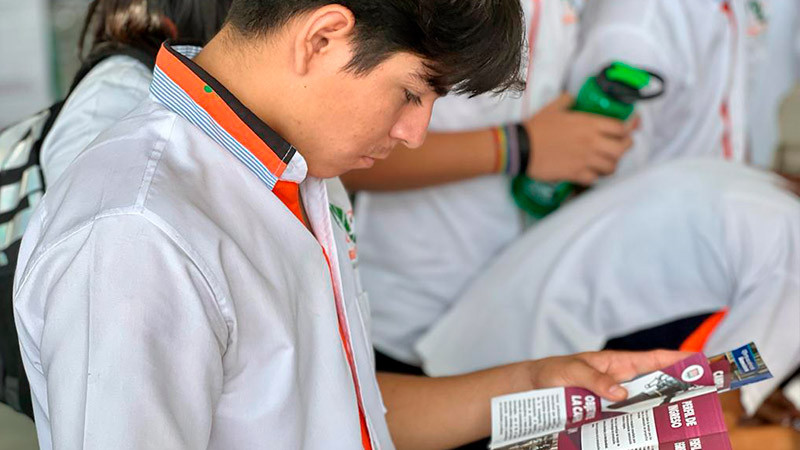 Abiertas, inscripciones a escuelas de media superior y superior en Michoacán 