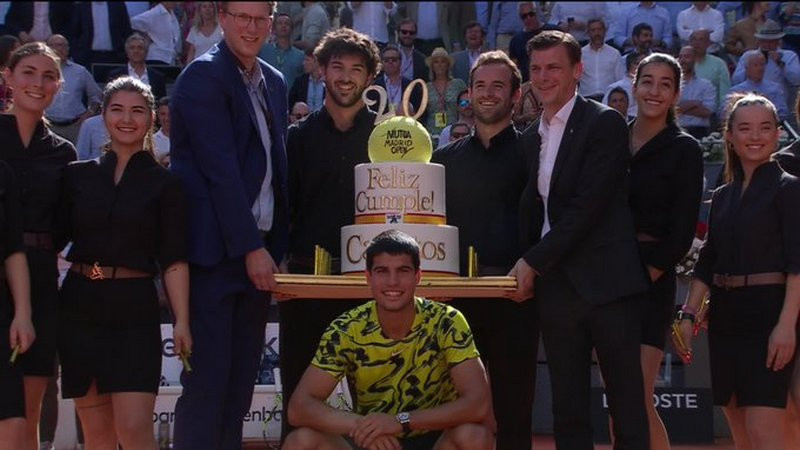 Carlos Alcaraz sigue intratable y está en una nueva final de Masters 1000; ahora en Madrid 