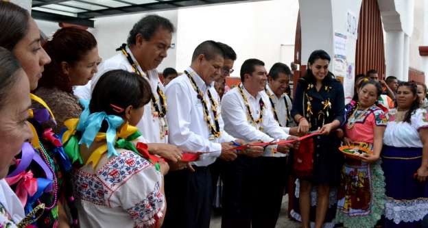 Inició la feria de la guitarra en Paracho - Foto 2 