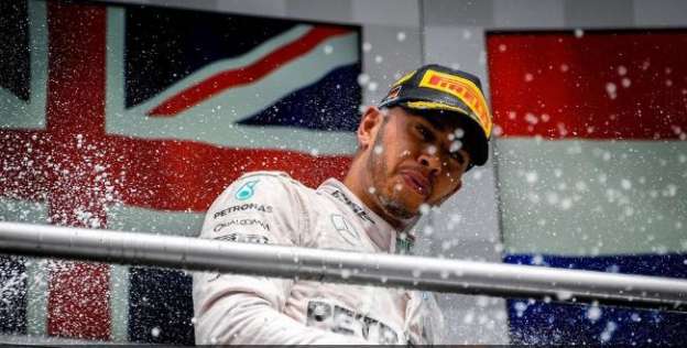 Hamilton gana en Alemania; se afianza en la cima de F1 - Foto 1 