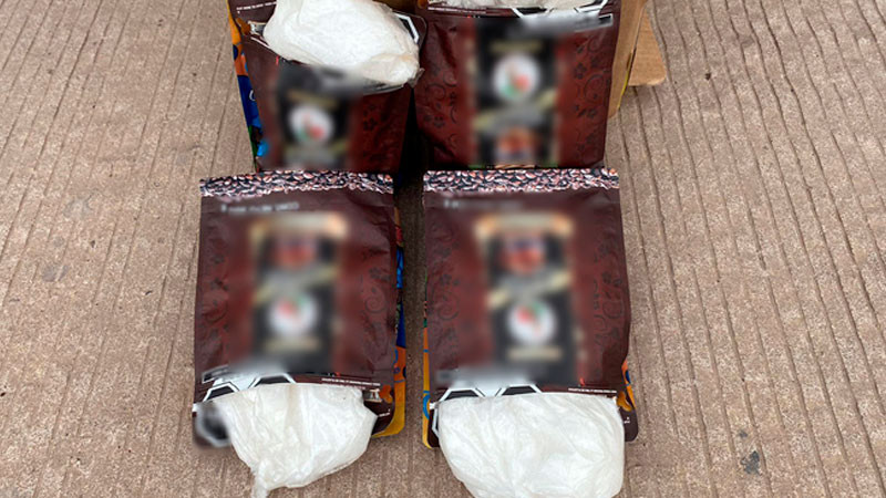 Aseguran droga oculta en empaques de café, en Sinaloa 