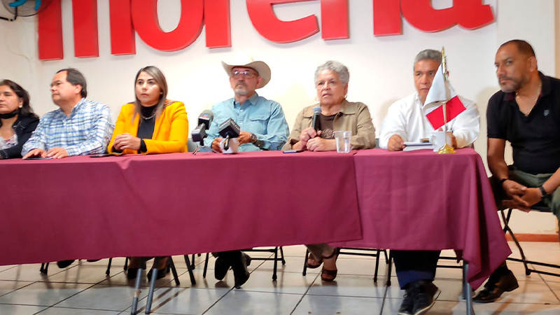 Hipólito Mora Chávez sí participará en el siguiente proceso electoral  