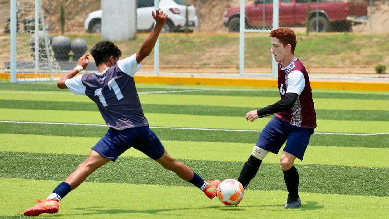 Domina Lázaro Cárdenas en fútbol en Torneo de la Esperanza, realizado en Arteaga, Michoacán