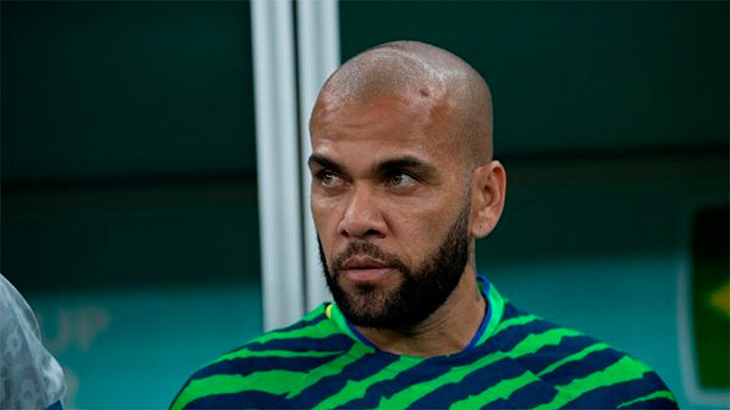 Audiencia de Barcelona permite que psicólogo designado por Dani Alves examine a mujer que lo denuncia por violación 