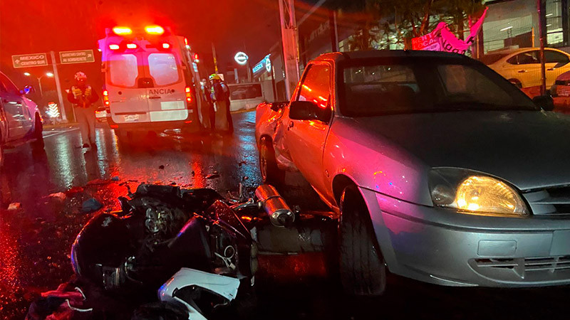 Muere motociclista tras chocar contra camioneta en Bernardo Quintana, Querétaro 