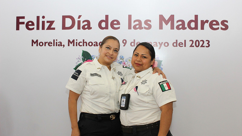 Reconoce Policía Auxiliar la labor de las mujeres madres de familia