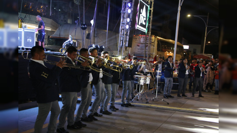 Cd Hidalgo disfrutó del concierto del Grupo Poder del Norte por los festejos del natalicio de Miguel Hidalgo