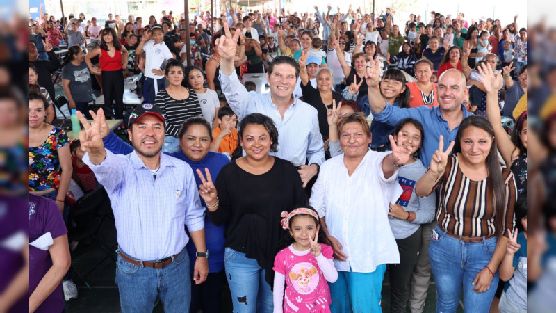 Alfonso Martínez cerró eventos del Día de las Madres con cerca de 10 mil mamás festejadas