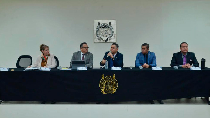Trabajar con ética, se convoca al funcionariado de la UMSNH