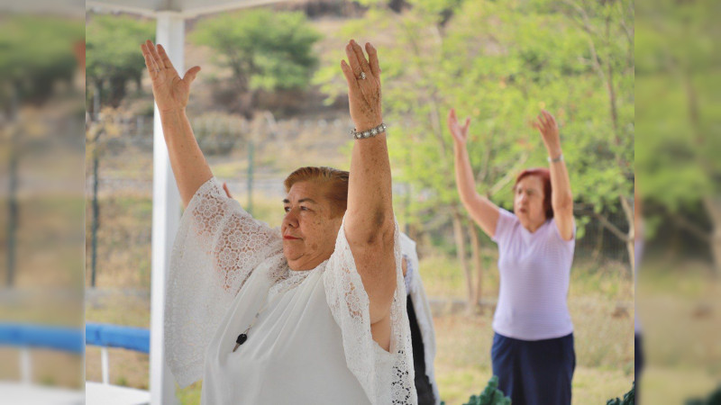 El DIF Morelia promueve la salud de los adultos mayores a través del movimiento