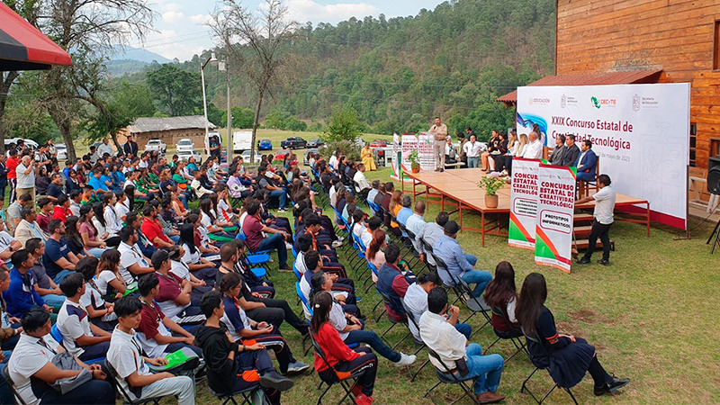 Participan 56 proyectos en XXIX Concurso de Creatividad Tecnológica del Cecytem 