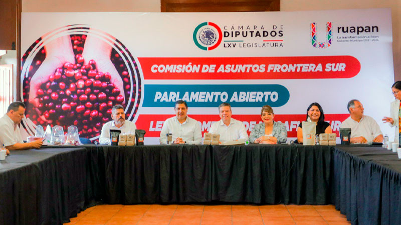 Nacho Campos, presente en el parlamento abierto para el fomento de la caficultura 