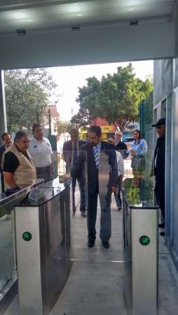 Rector de la UMSNH supervisa el nuevo sistema de seguridad  
