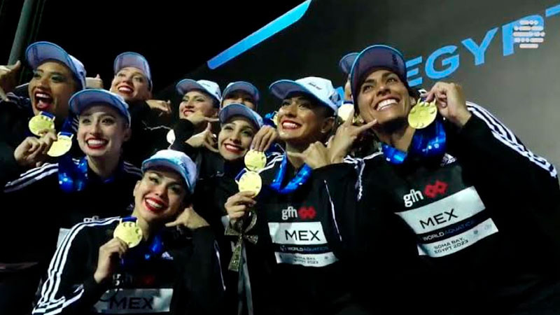 Gobierno sí apoyó a equipo mexicano de natación artística, aclara AMLO 