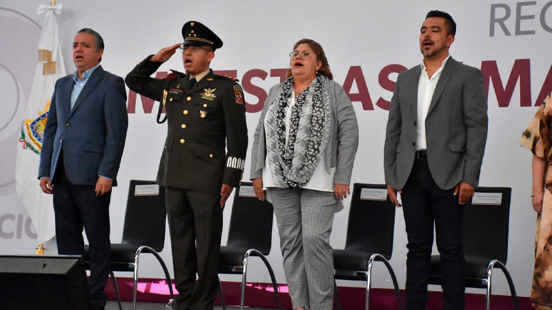 Docentes, fundamentales en la transformación de Michoacán: Julieta García 