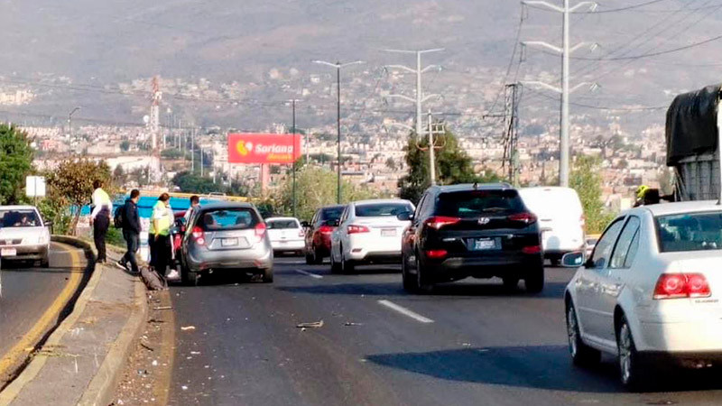 Muere motociclista tras ser atropellado en Morelia, Michoacán  
